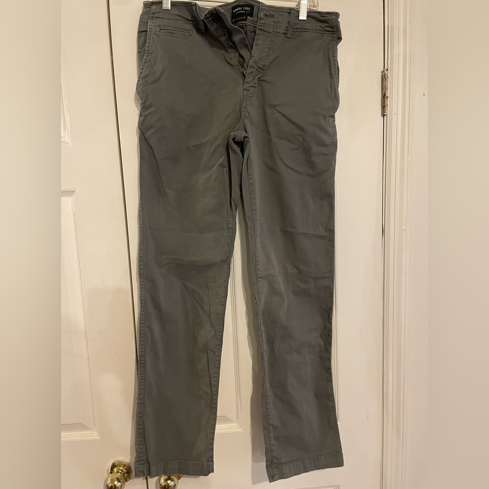 American eagle men’s gray pants 32x34
